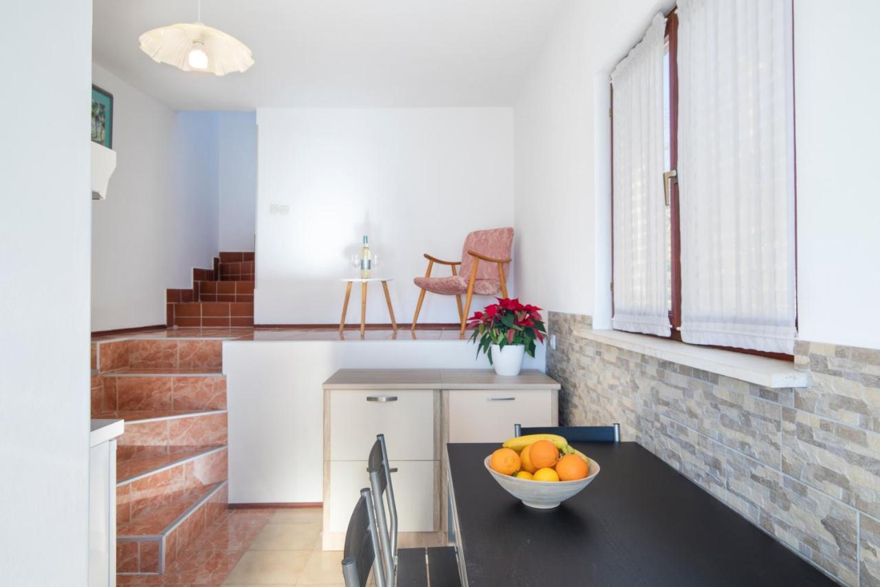 Horizont View Apartment Pola Esterno foto