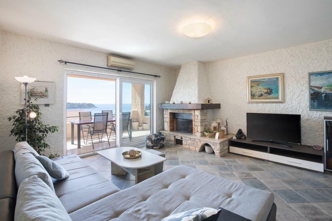 Horizont View Apartment Pola Esterno foto