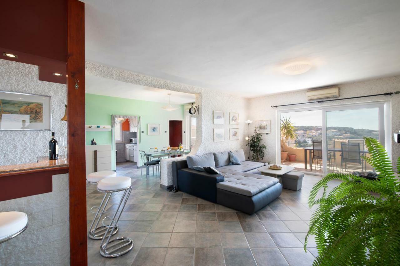 Horizont View Apartment Pola Esterno foto
